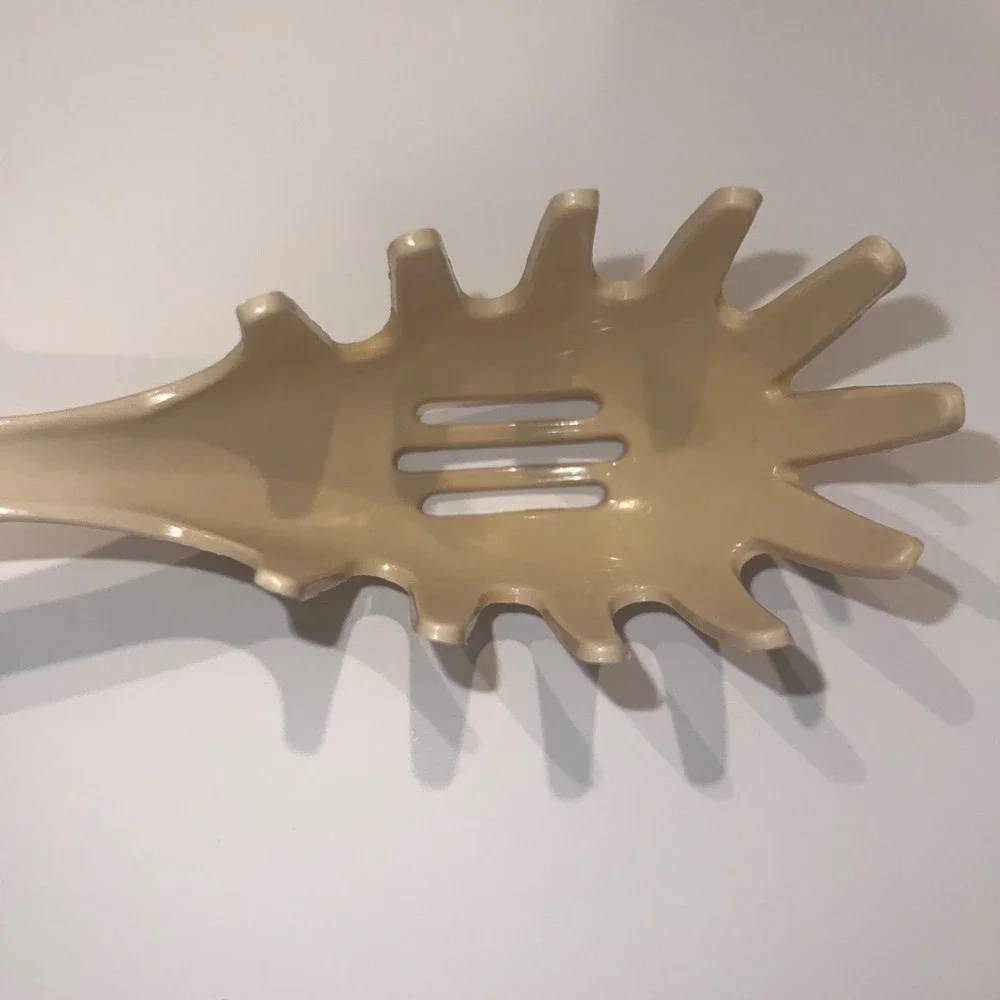 Ekco Pasta‎ Fork Server Almond Beige Vintage Slotted Spoon USA